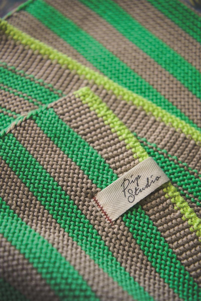 Bonsoir Stripe Tagesdecke gestrickt Throw green 130x170cm (1Stück) bh Lifestyle 3