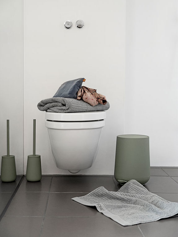 Zone Denmark Nova One Toilettenbürste matcha green 37cm