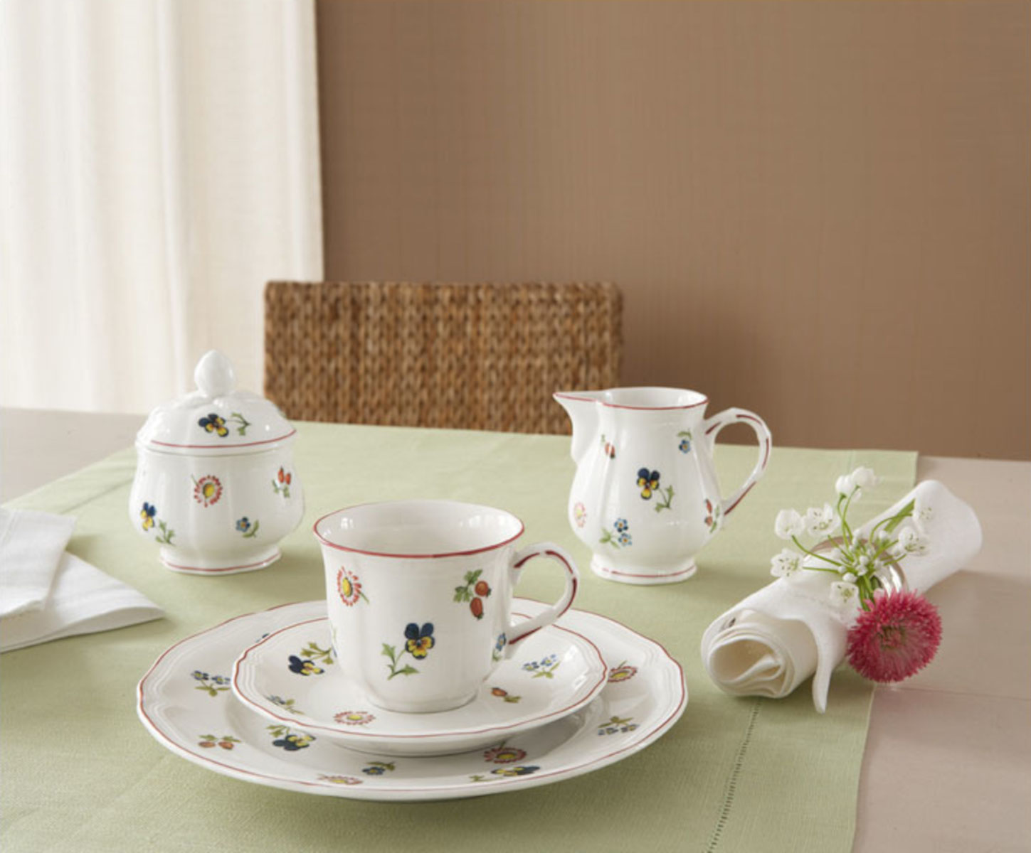 Villeroy &amp; Boch Petite Fleur Milchkännchen für 6 Personen 0,25 l Lifestyle