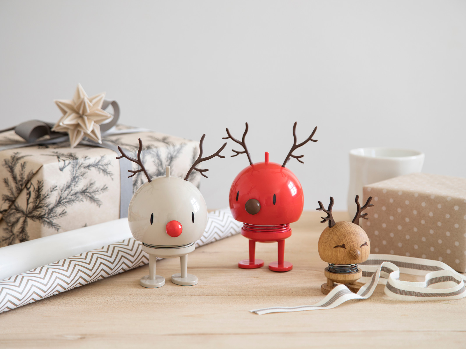 Hoptimist Bumble M latte Reindeer 14cm Lifestyle 2