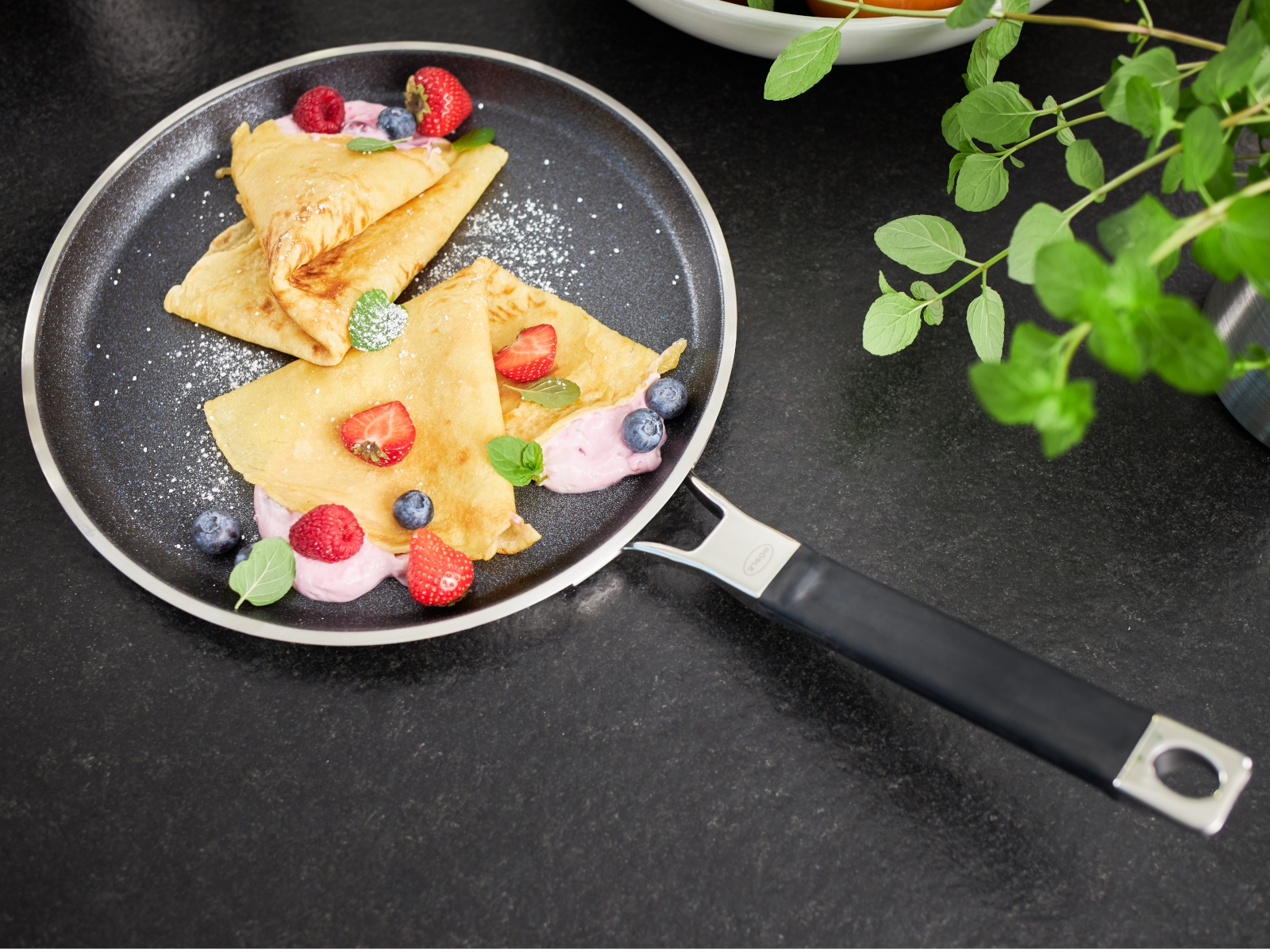 Rösle Silence® Pro Crêpes Pfanne mit Antihaftvser. 28 cm