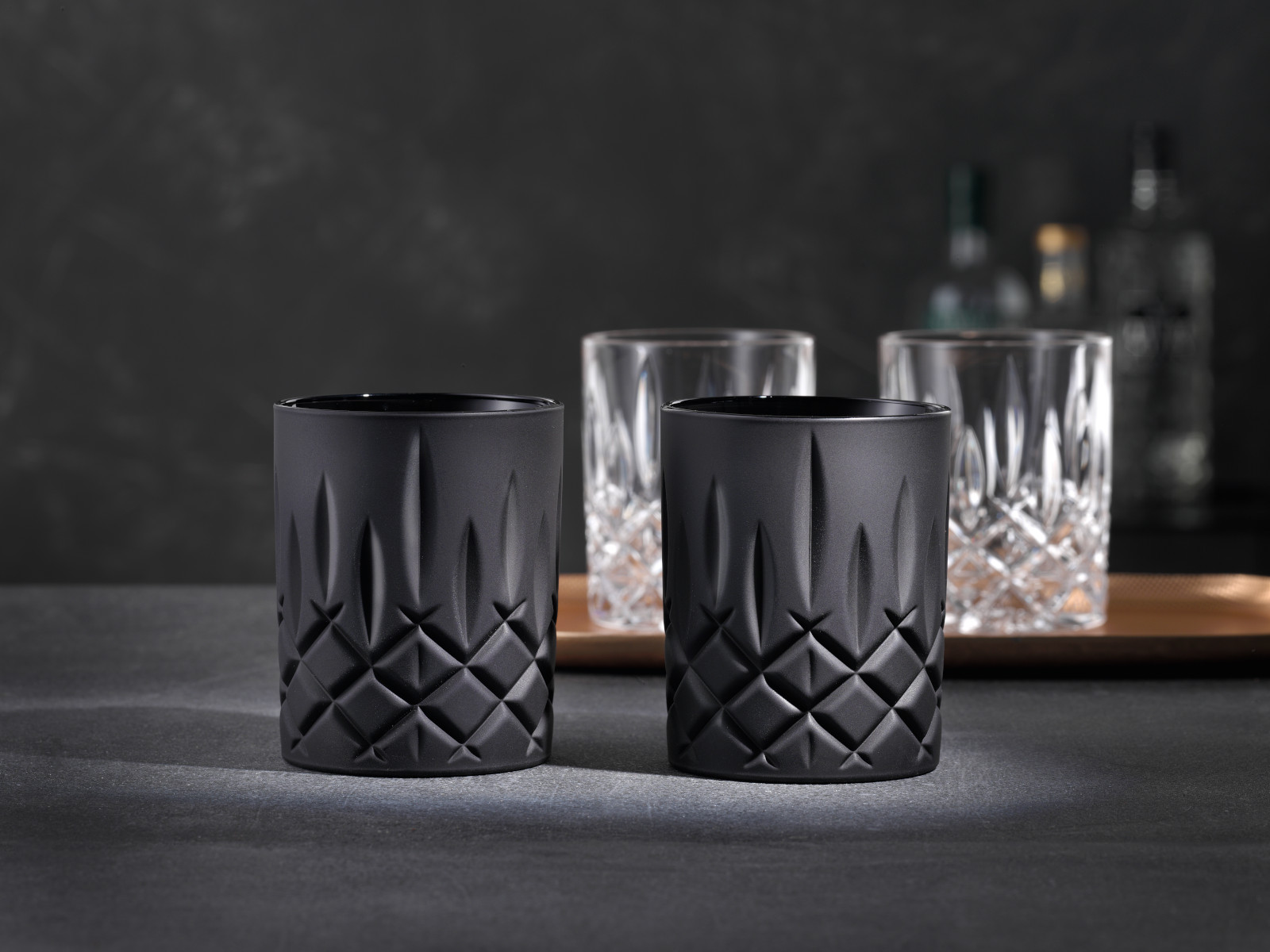 Nachtmann Noblesse Whiskybecher Black Set 2tlg Lifestyle 1