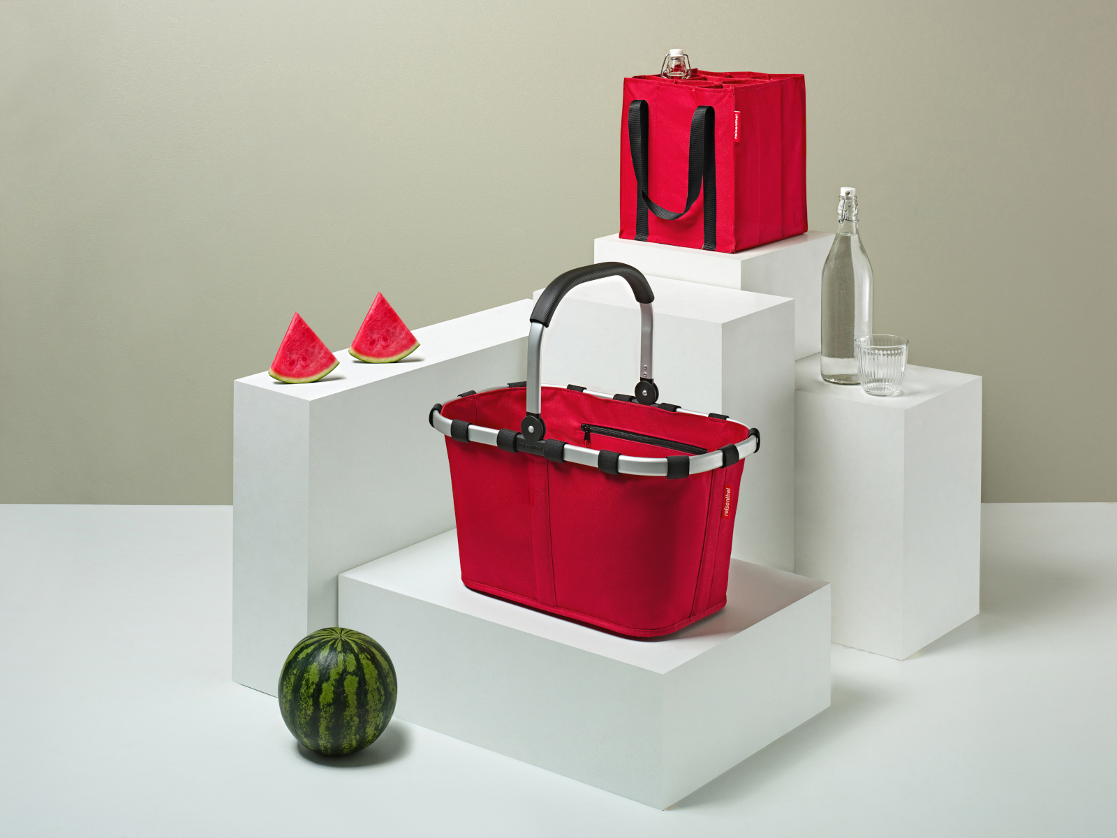 reisenthel bottlebag red  Lifestyle 2