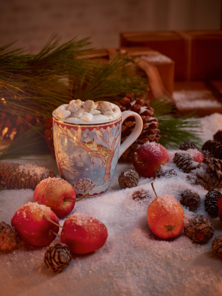 Hutschenreuther Sammelserie 2022 Becher mit Henkel Weihnachtsaben