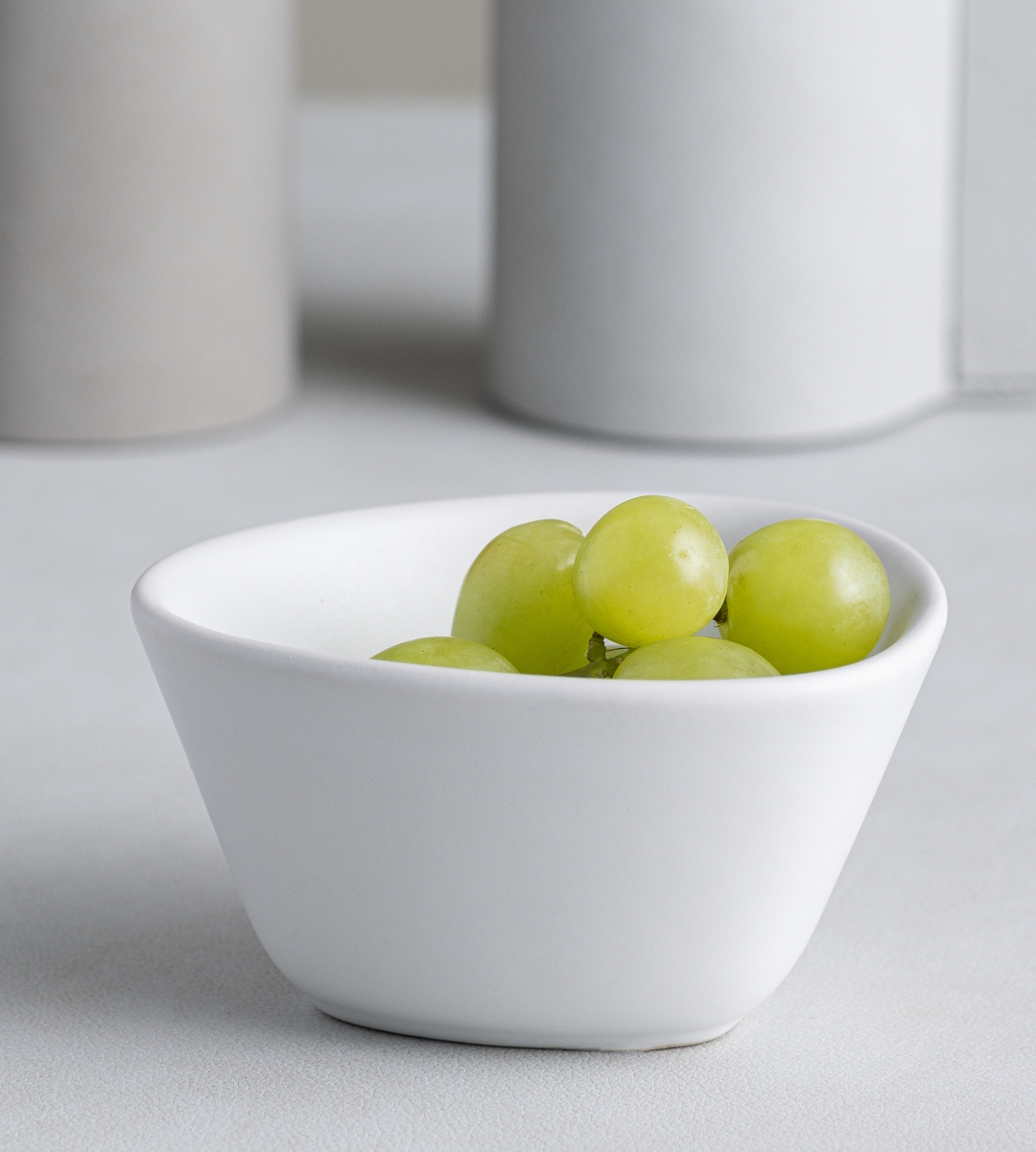 LIND DNA Curve Stoneware Bowl S off white