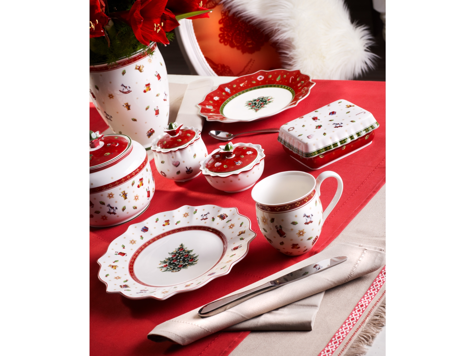 Villeroy &amp; Boch Toy's Delight Frühstücksteller rot 24 cm Set6 Lifestyle2