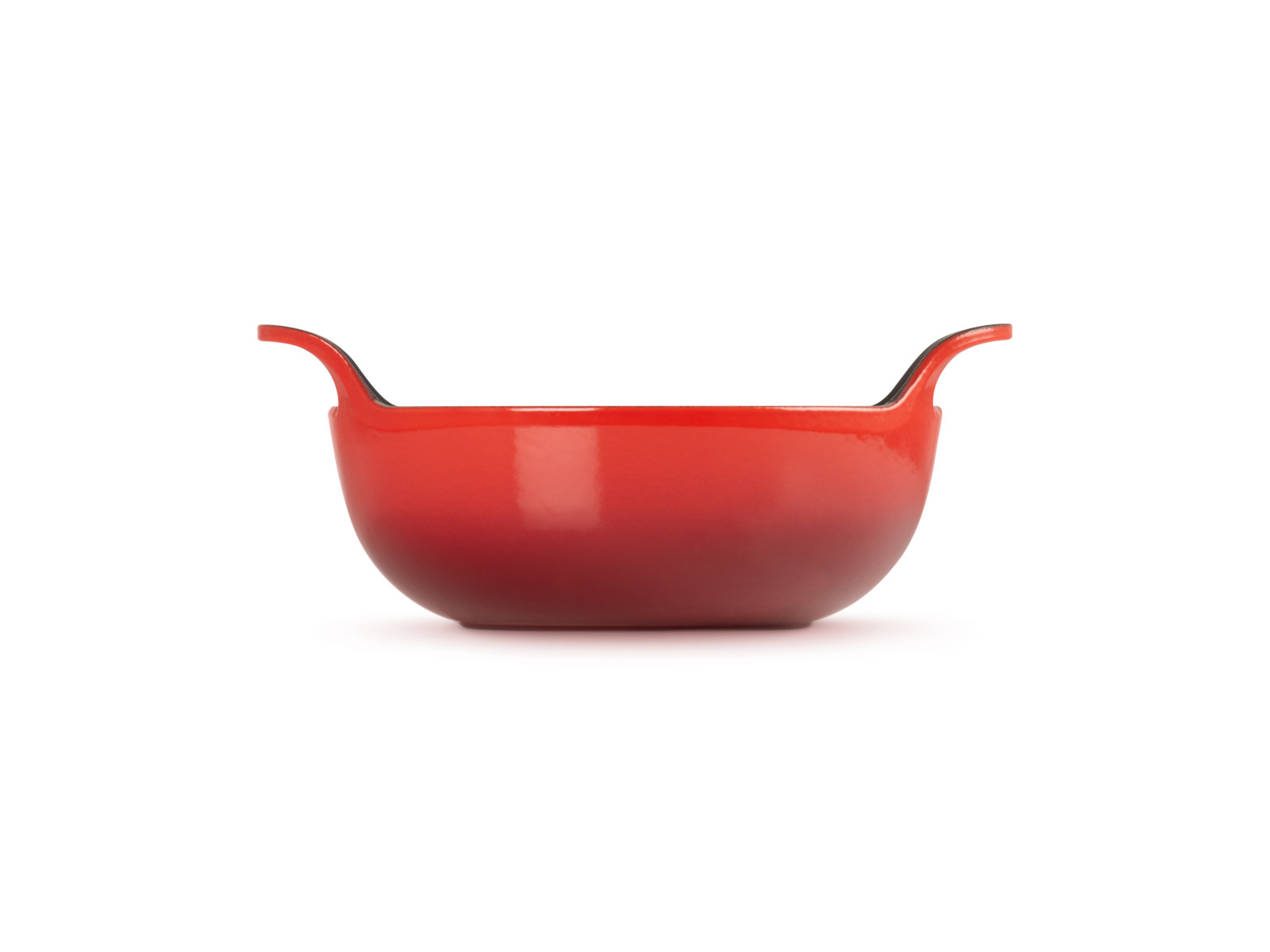 Le Creuset Balti Dish Tradition rund kirschrot 20cm Freisteller 3