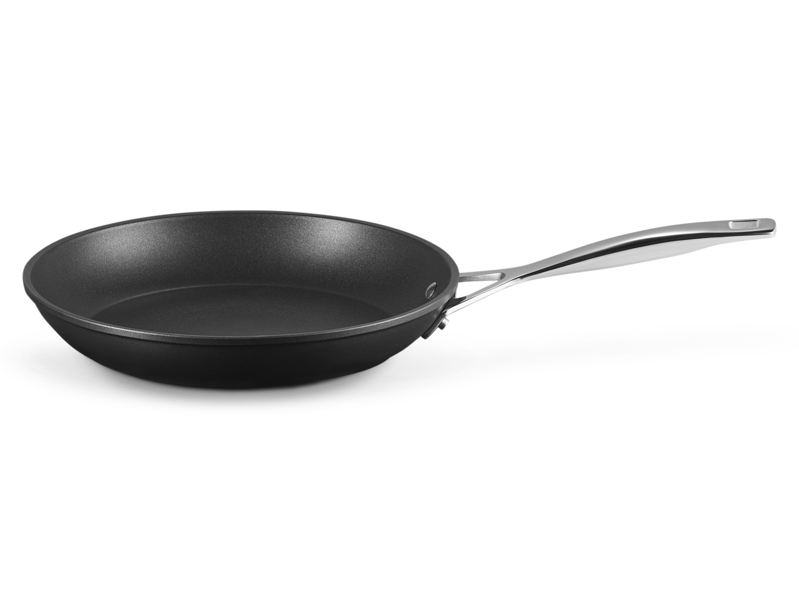 Le Creuset Aluminium-Antihaft Pfanne flach rund 26cm Freisteller 1