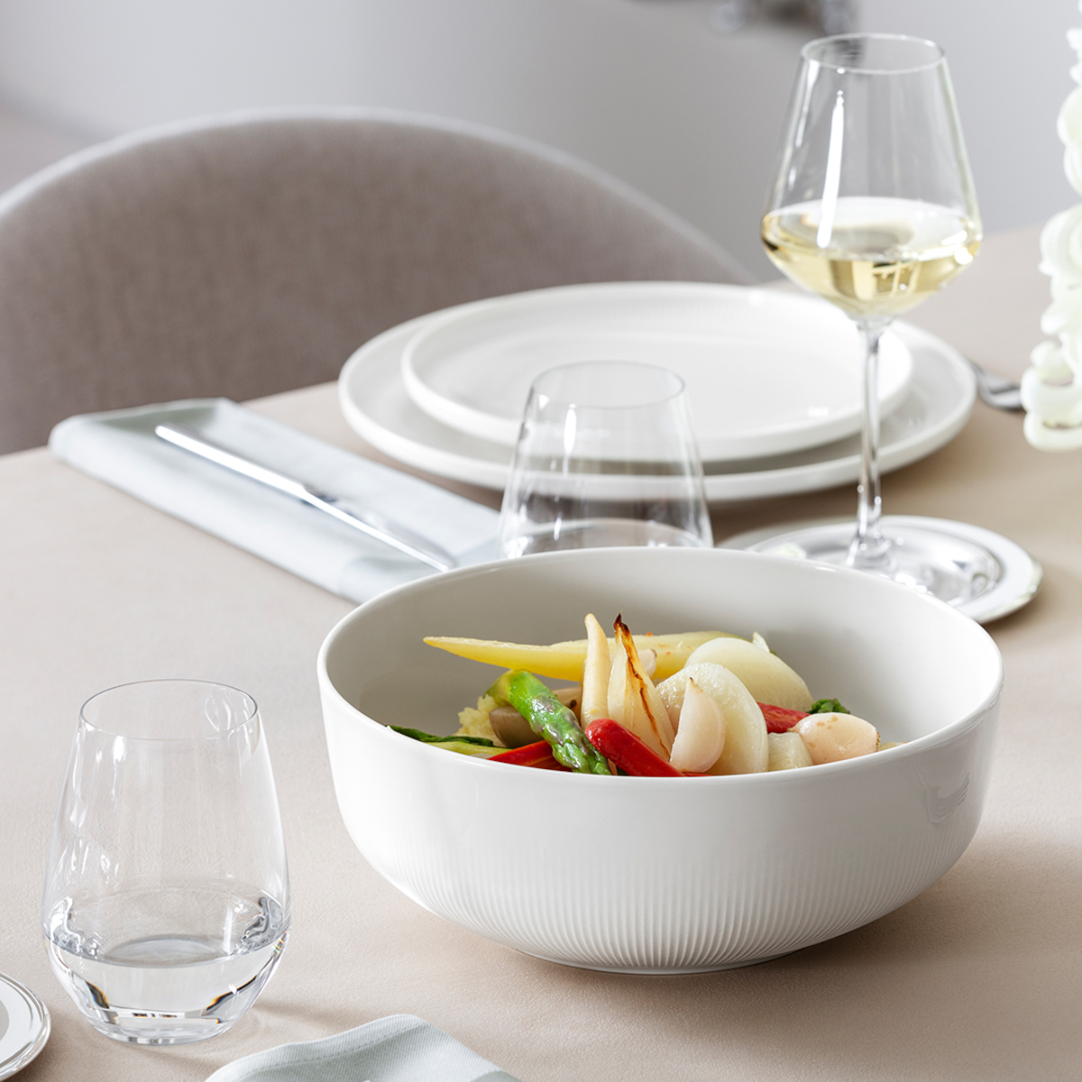 Villeroy &amp; Boch Afina Schüssel weiß 24cm Lifestyle 1