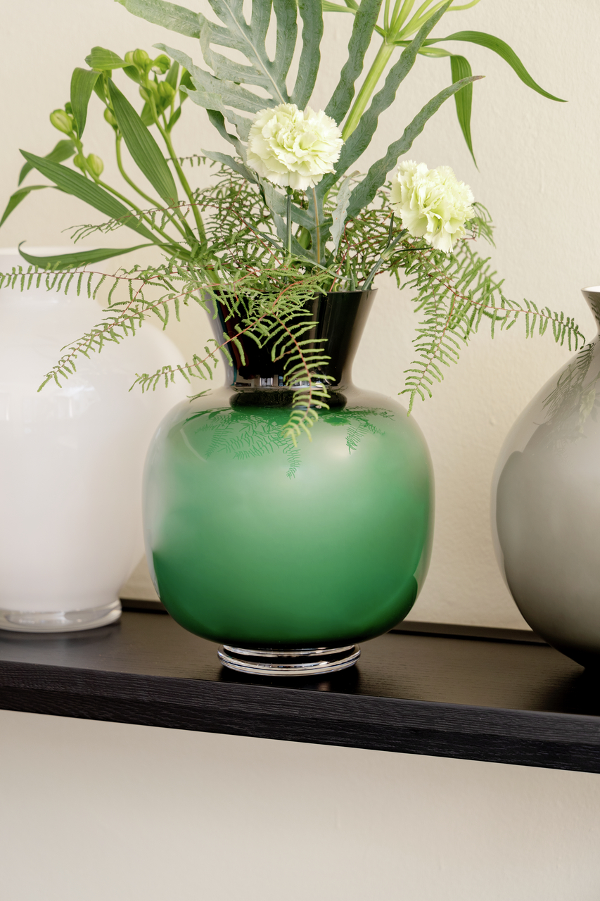 4012438579047 Rosenthal Anna Green - Glass Vase 34cm Lifestyle 1