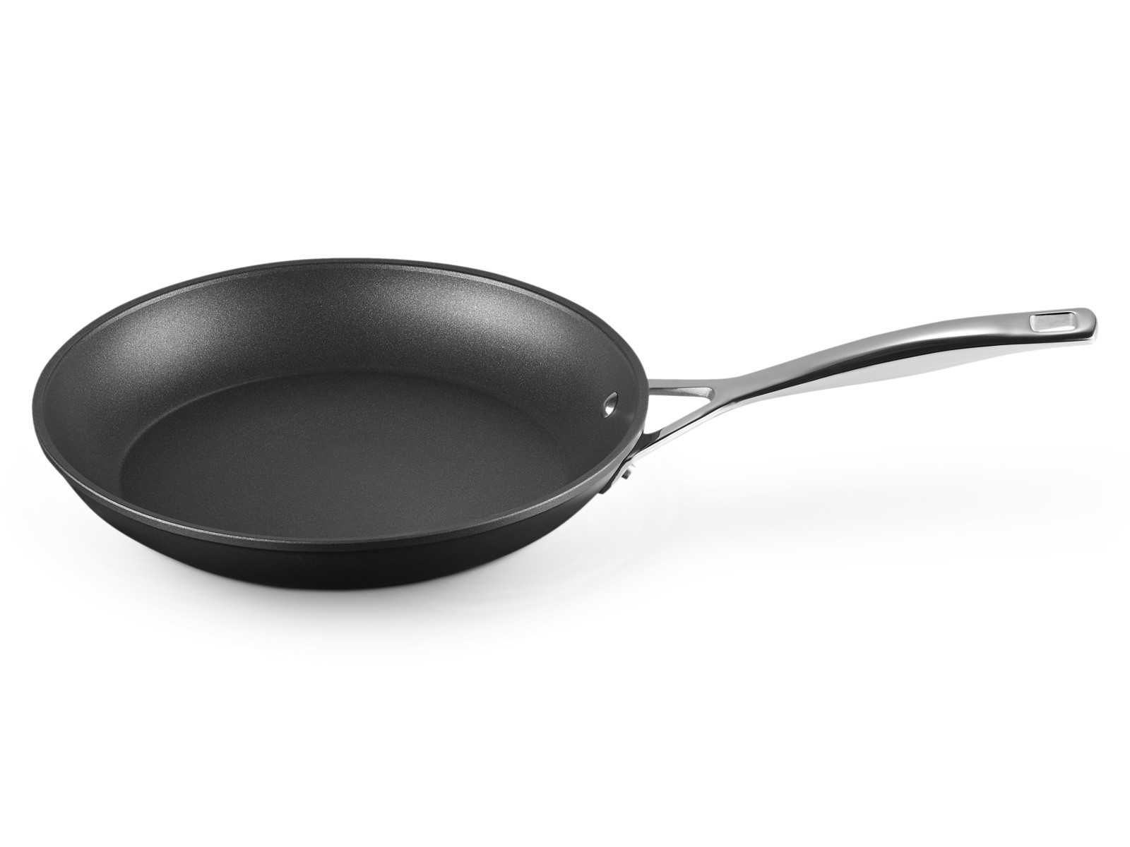 Le Creuset Aluminium-Antihaft Pfanne flach rund 26cm Freisteller 2