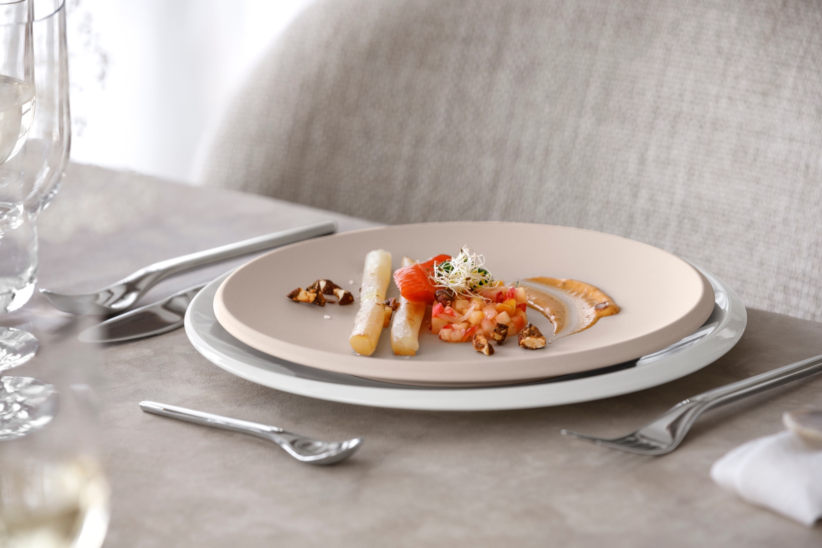 Villeroy &amp; Boch NewMoon beige Frühstücksteller 24 cm Set6 Lifestyle1