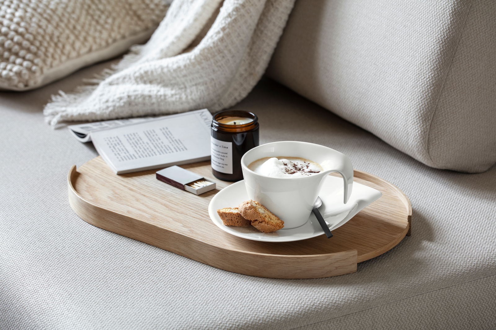 Villeroy &amp; Boch Flow Frühstückstasse mit Untertasse 2tlg. Lifestyle 1