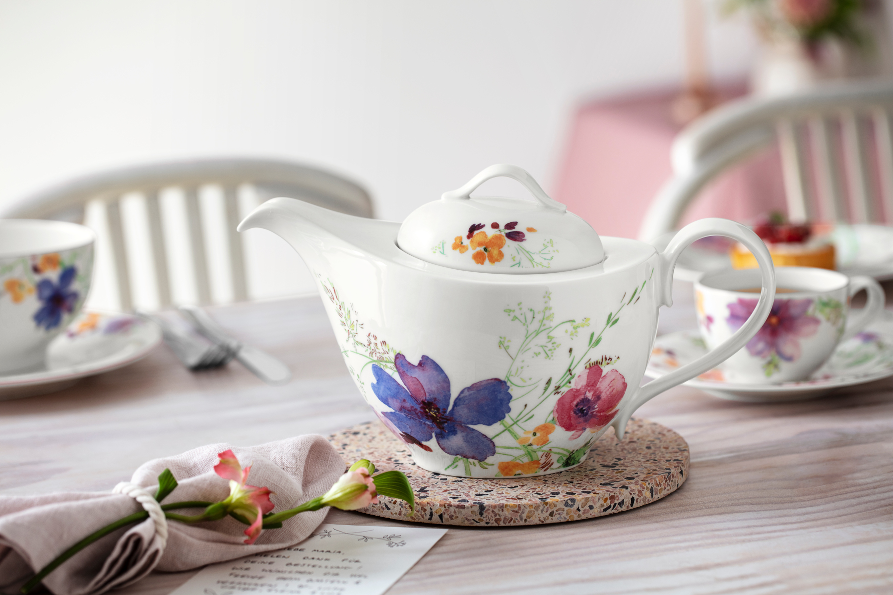 Villeroy & Boch Mariefleur Basic Teekanne für 6 Personen 1 l