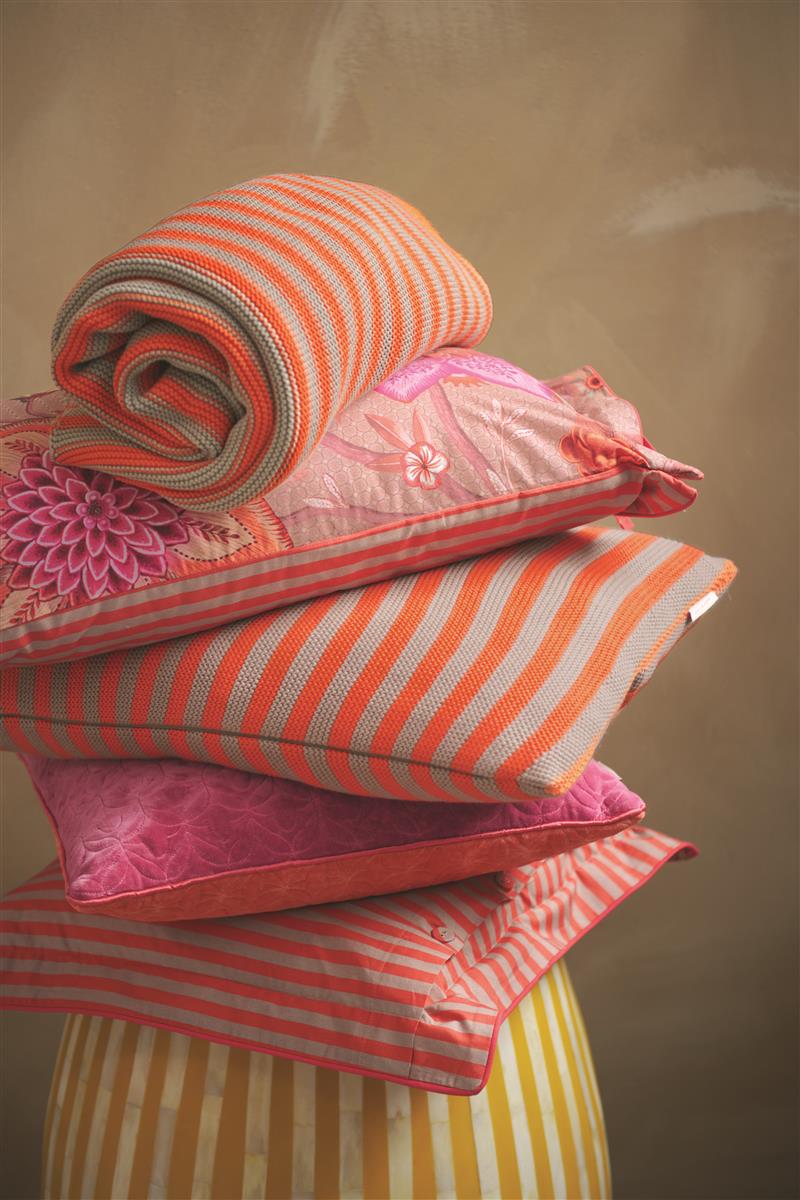 Bonsoir Stripe Kissen Cushion orange 40x60cm (1Stück) bh Lifestyle 3